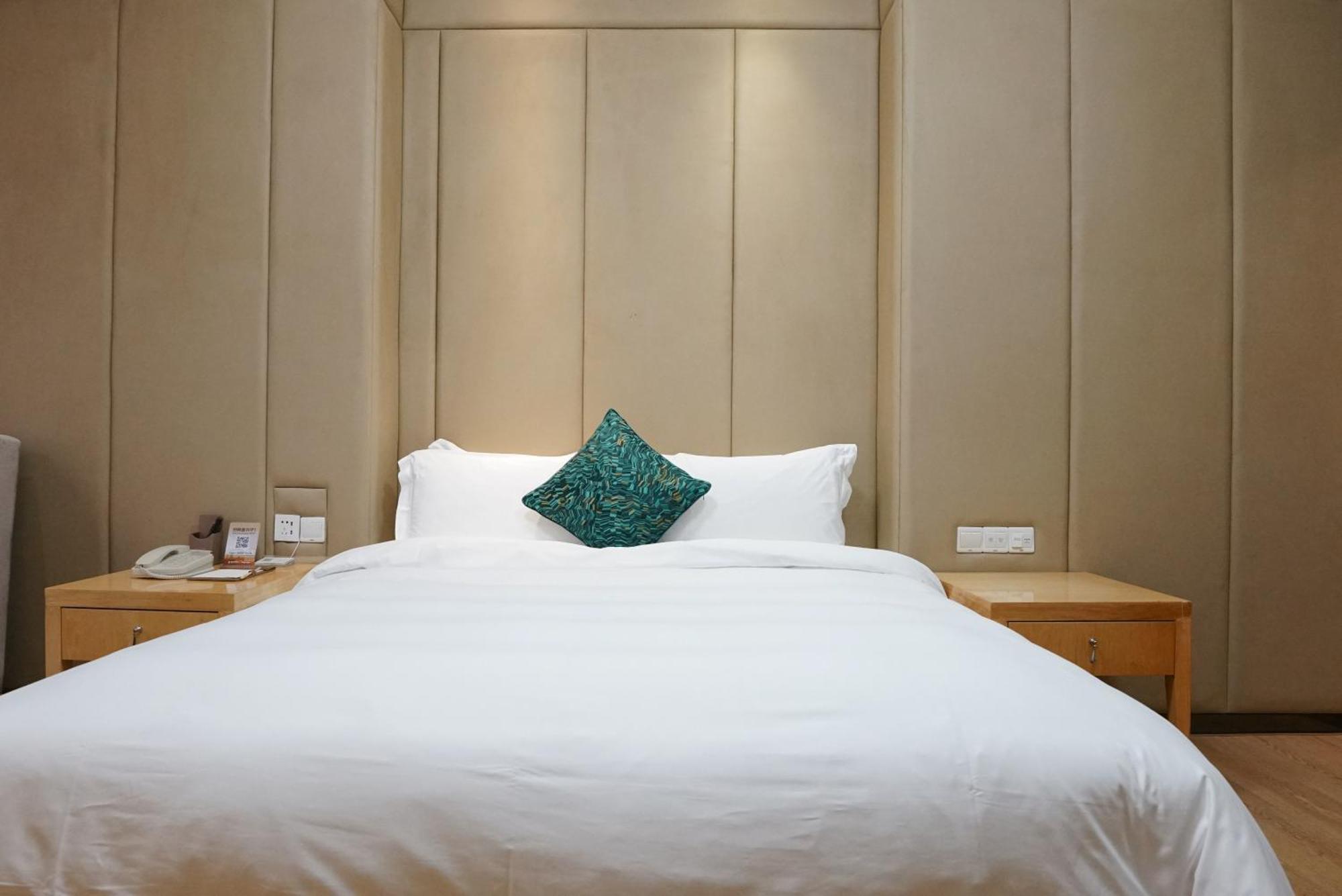 Paco Hotel Ouzhuang Metro Guangzhou-Free Shuttle To Canton Fair Zewnętrze zdjęcie